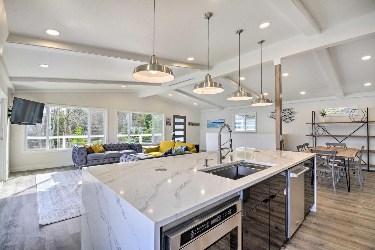 Waterfront Kingston Getaway On Puget Sound! Villa Bagian luar foto