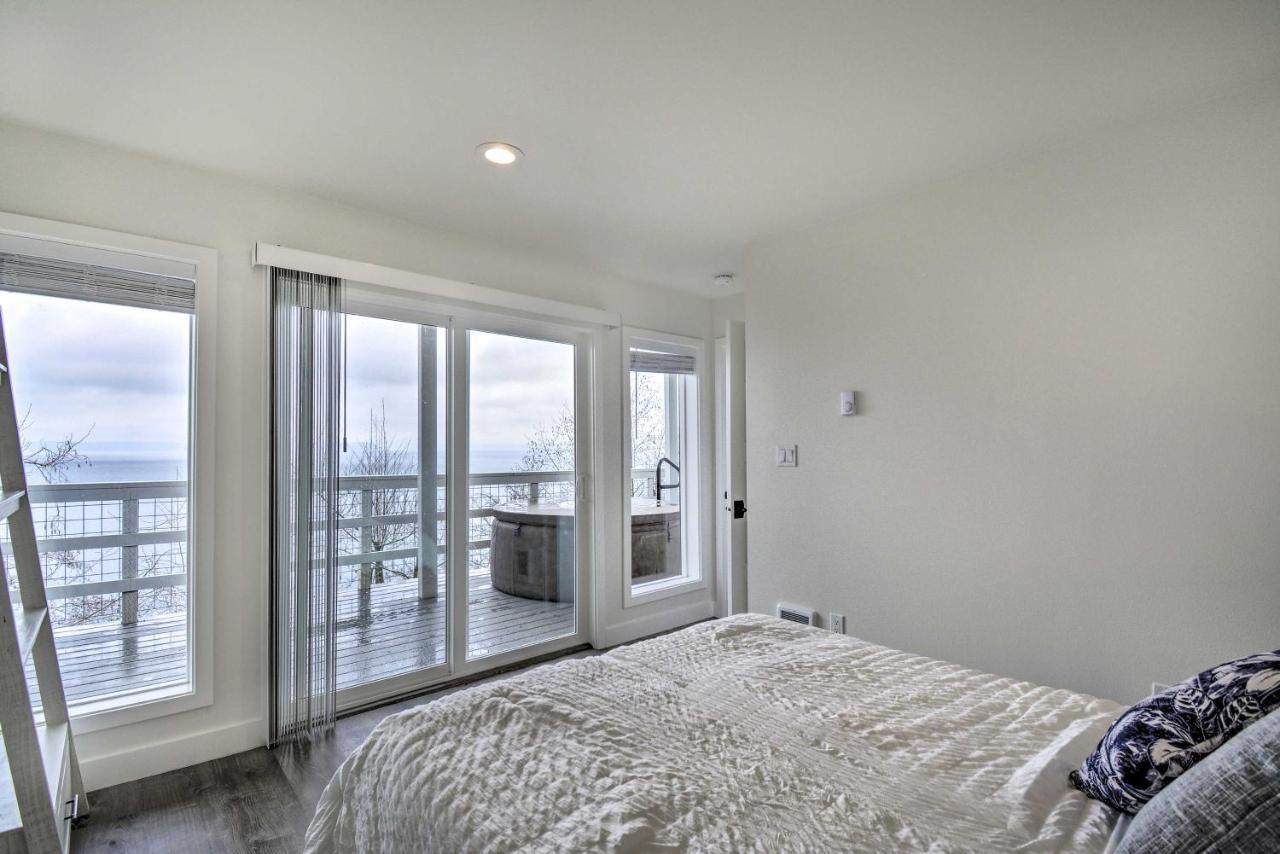 Waterfront Kingston Getaway On Puget Sound! Villa Bagian luar foto